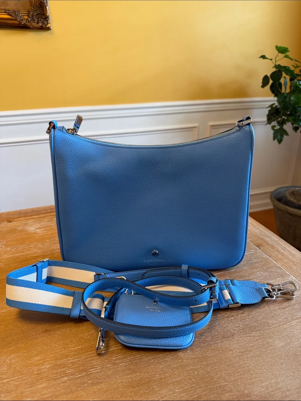 Kate Spade Blue Leather Crossbody/shoulder Bag with 2 Removable Straps - Picture 1 of 11